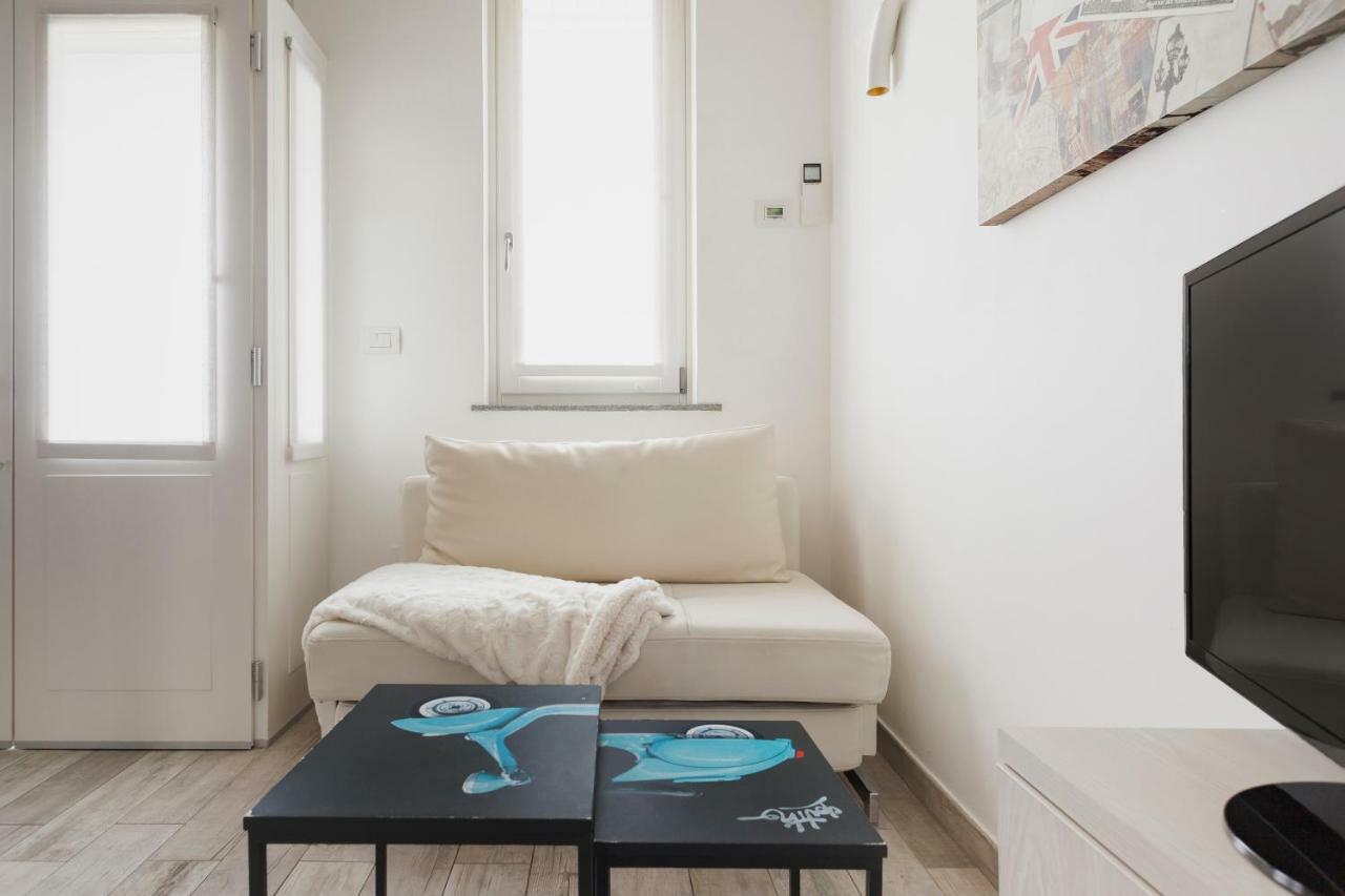 Charming Apartment On The Darsena Navigli - Pulizia Eccezionale Milão Exterior foto